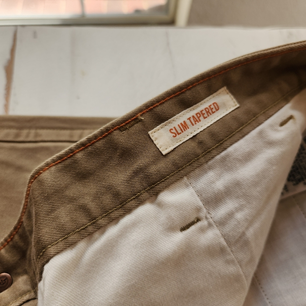 Dockers Alpha Slim Tapered Khakis Men's 38x32 - Picture 3 of 8